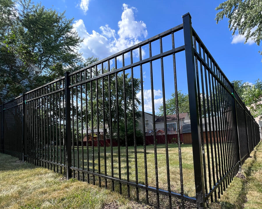 Aluminum Fence Company Hampshire Illinois